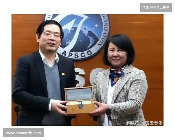 《北京余琦大妈成了“死老虎”,司马南怒斥其丑行:为正义出手揍回真相!》 《北京余琦大妈成了“死老虎”,司马南怒斥其丑行:为正义出手揍回真相!》